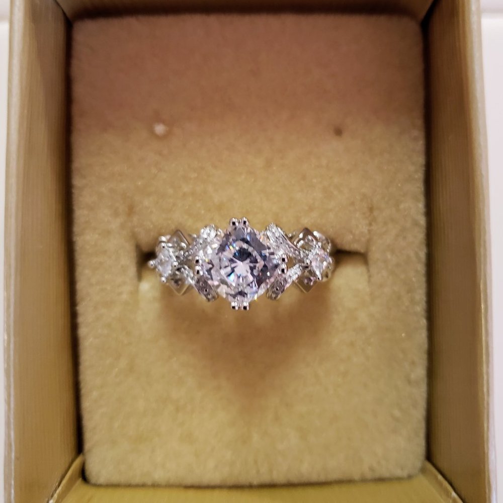 Bella Luce ® 3.86ctw size 11 ring